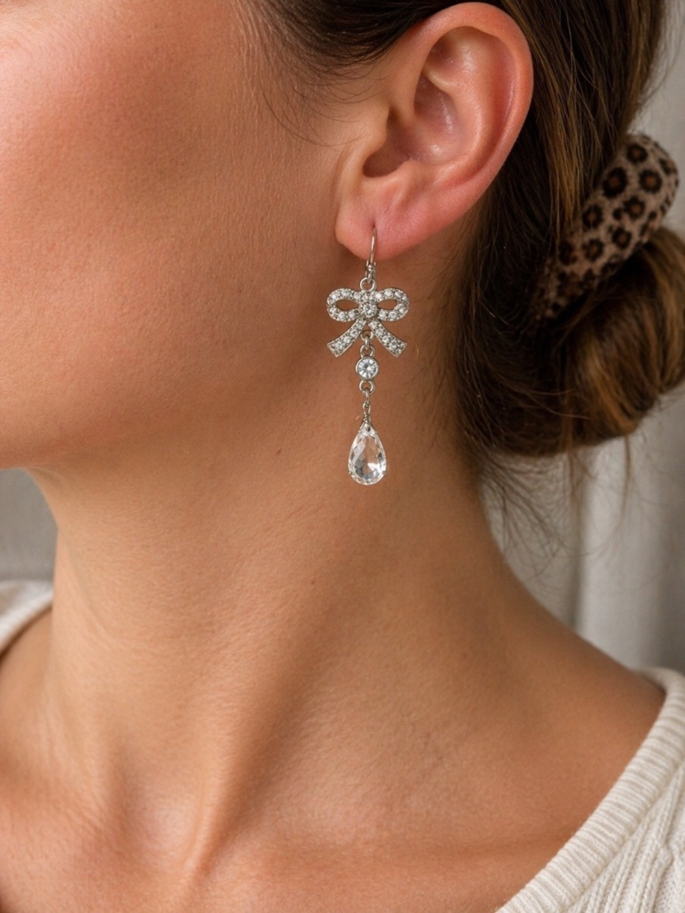 Vintage Bow Drop Earrings – Crystal Rhinestone Teardrop Dangle
